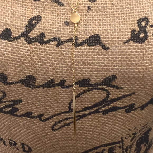 🔥Bar & Circle Gold Layered Necklace. - Picture 3 of 5